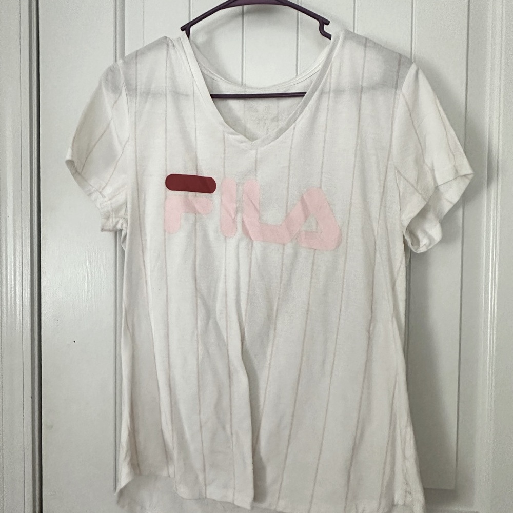 Women’s Fila tee